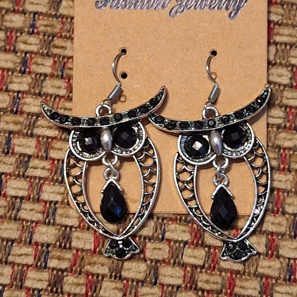 Fashion Jewelry Silver and Blue Earring Set - Picture 7 of 9